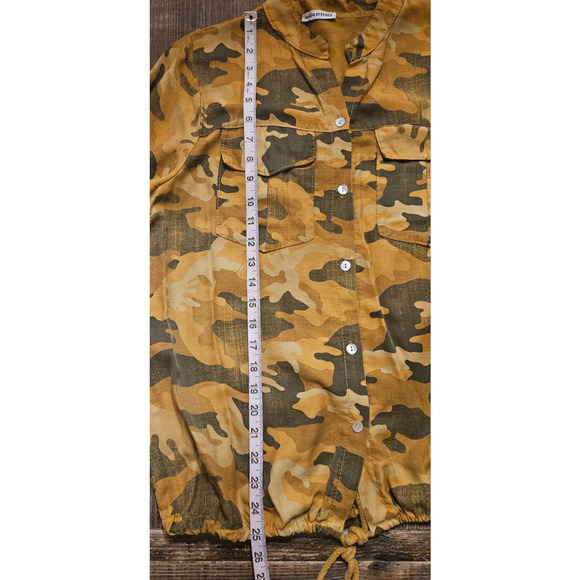 Made in Italy Womens Top XL Yellow Brown Camo Button Up Drawstring Waist Blouse - Picture 10 of 11